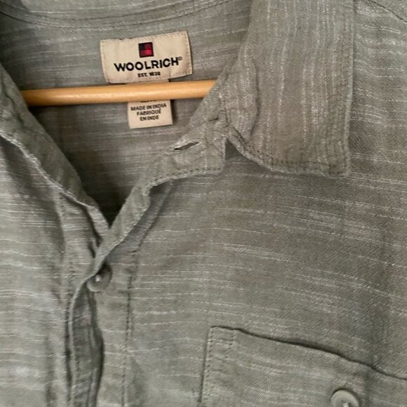 WOOLRICH Men’s Button Down Shirt - Picture 3 of 6